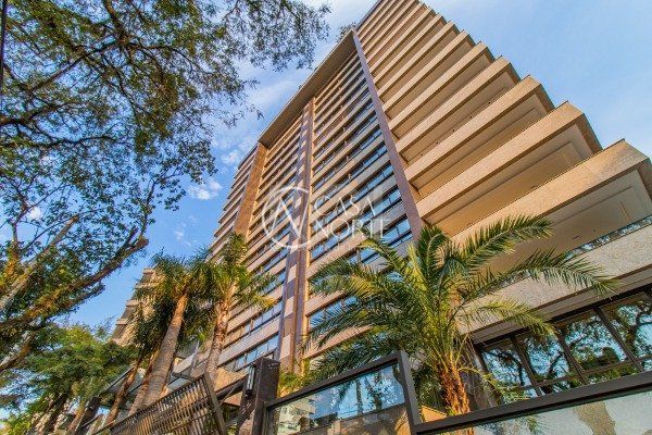 Cobertura à venda com 4 quartos, 617m², 4 suítes, 5 vagas, Rua Tito Lívio Zambecari no bairro Mont Serrat em Porto Alegre