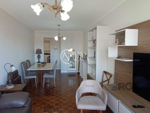 Apartamento à venda com 3 quartos, 106m², 1 suíte, 1 vaga, Rua Costa no bairro Menino Deus em Porto Alegre