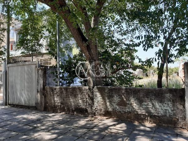 Terreno à venda  com 405m², Rua José de Alencar no bairro Menino Deus em Porto Alegre