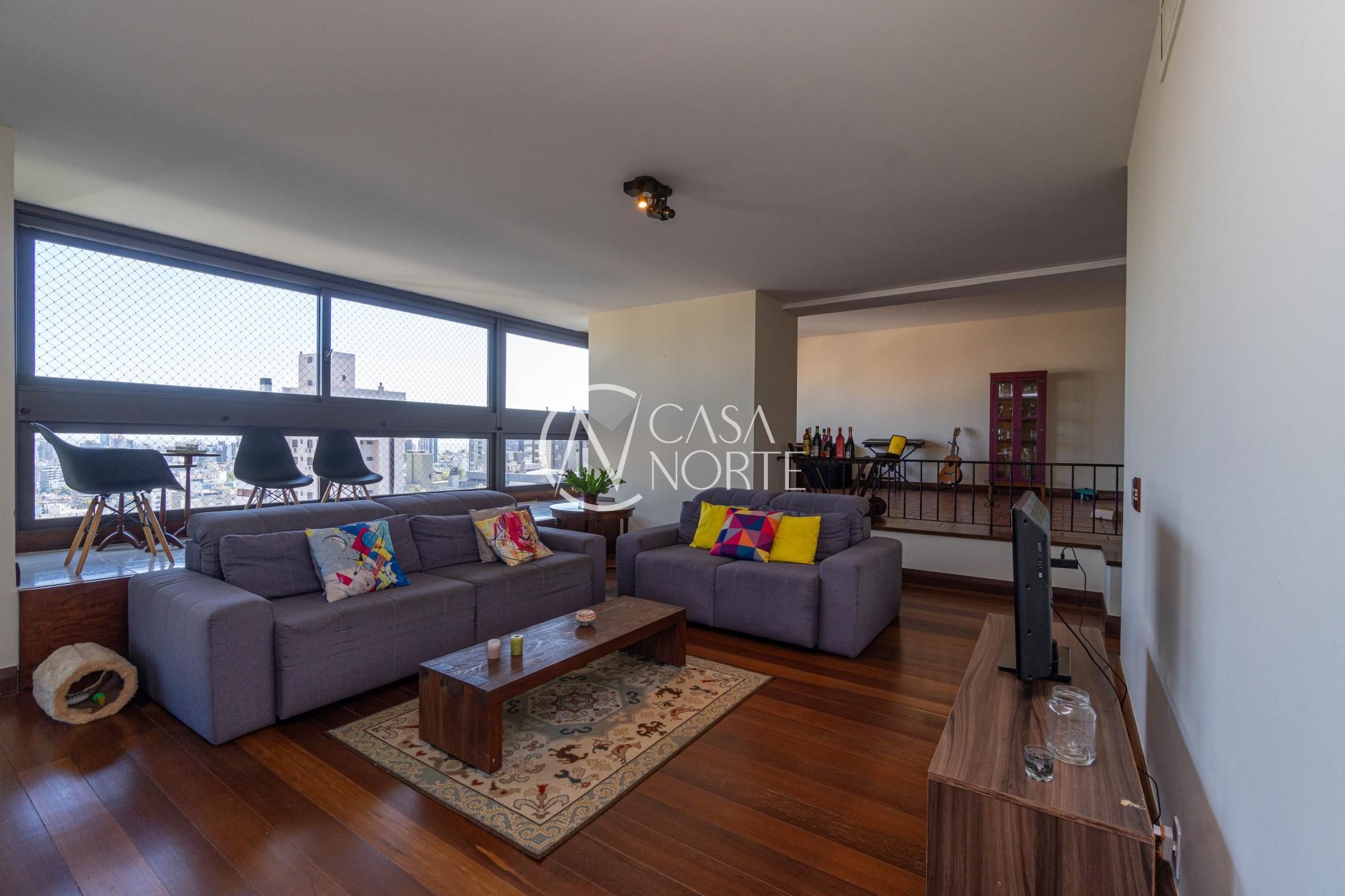 Apartamento à venda com 3 quartos, 315m², 1 suíte, 2 vagas, Rua Doutor Freire Alemão no bairro Mont Serrat em Porto Alegre