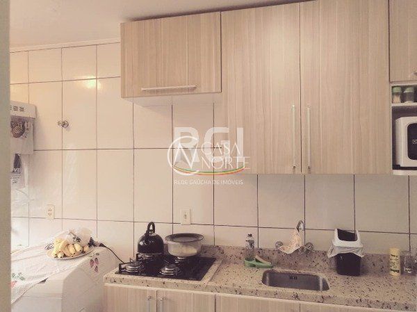 Apartamento à venda com 3 quartos, 70m², 1 vaga, Rua Doutor Aldo Wildt no bairro Vila Nova em Porto Alegre
