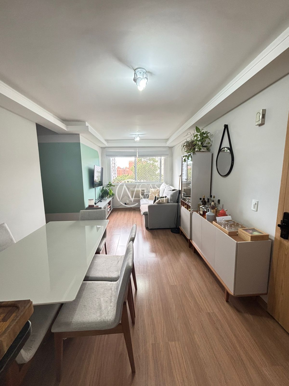 Apartamento à venda com 3 quartos, 69m², 1 suíte, 1 vaga, Rua Carlos Reverbel no bairro Jardim Carvalho em Porto Alegre