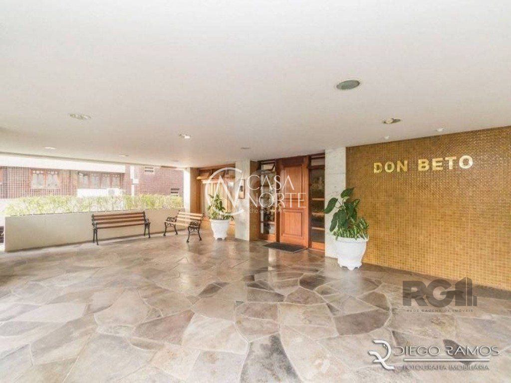 Apartamento à venda com 3 quartos, 110m², 1 suíte, 1 vaga, Avenida Mariland no bairro São João em Porto Alegre