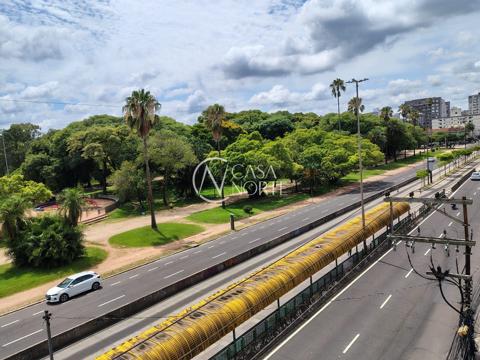 Apartamento à venda com 2 quartos, 81m², Avenida João Pessoa no bairro Centro Histórico em Porto Alegre