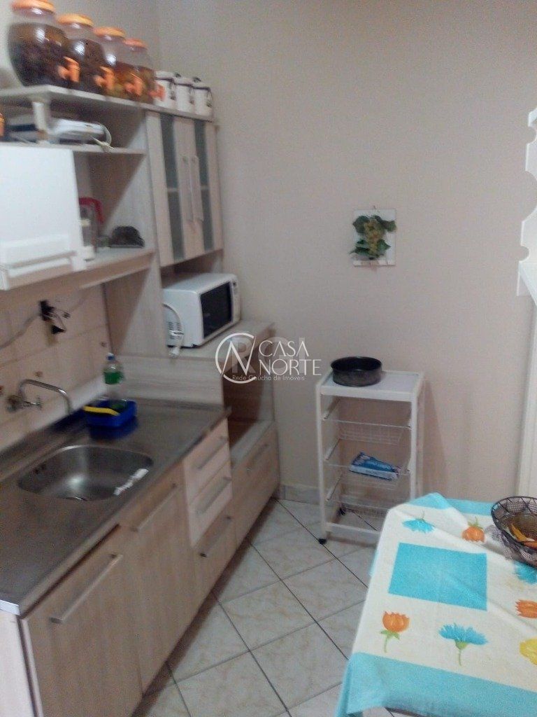 Apartamento à venda com 2 quartos, 49m², Rua Cidade de Araguari no bairro Santa Rosa de Lima em Porto Alegre