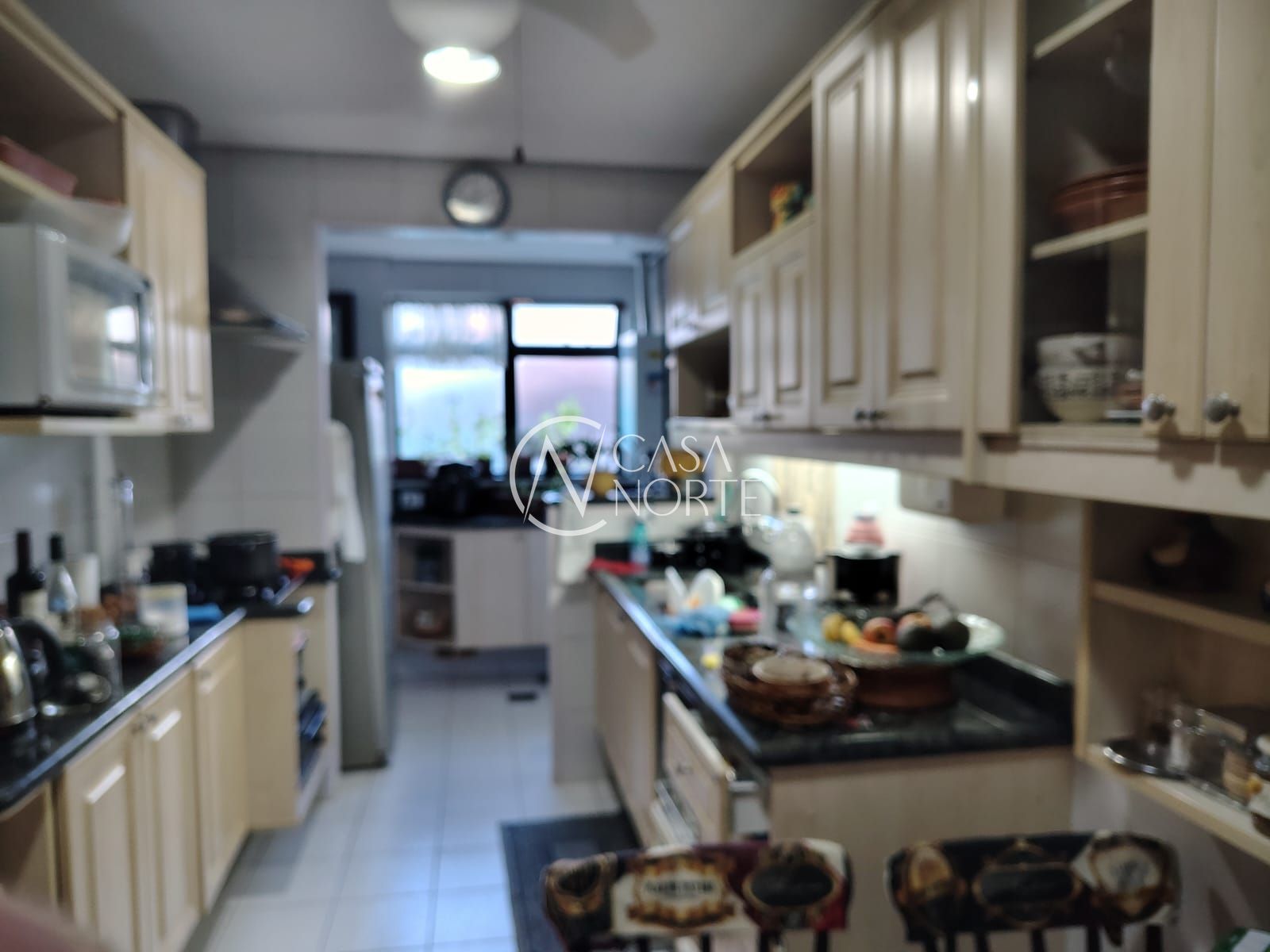 Apartamento à venda com 3 quartos, 136m², 1 suíte, 2 vagas, Rua Professor Langendonck no bairro Petrópolis em Porto Alegre