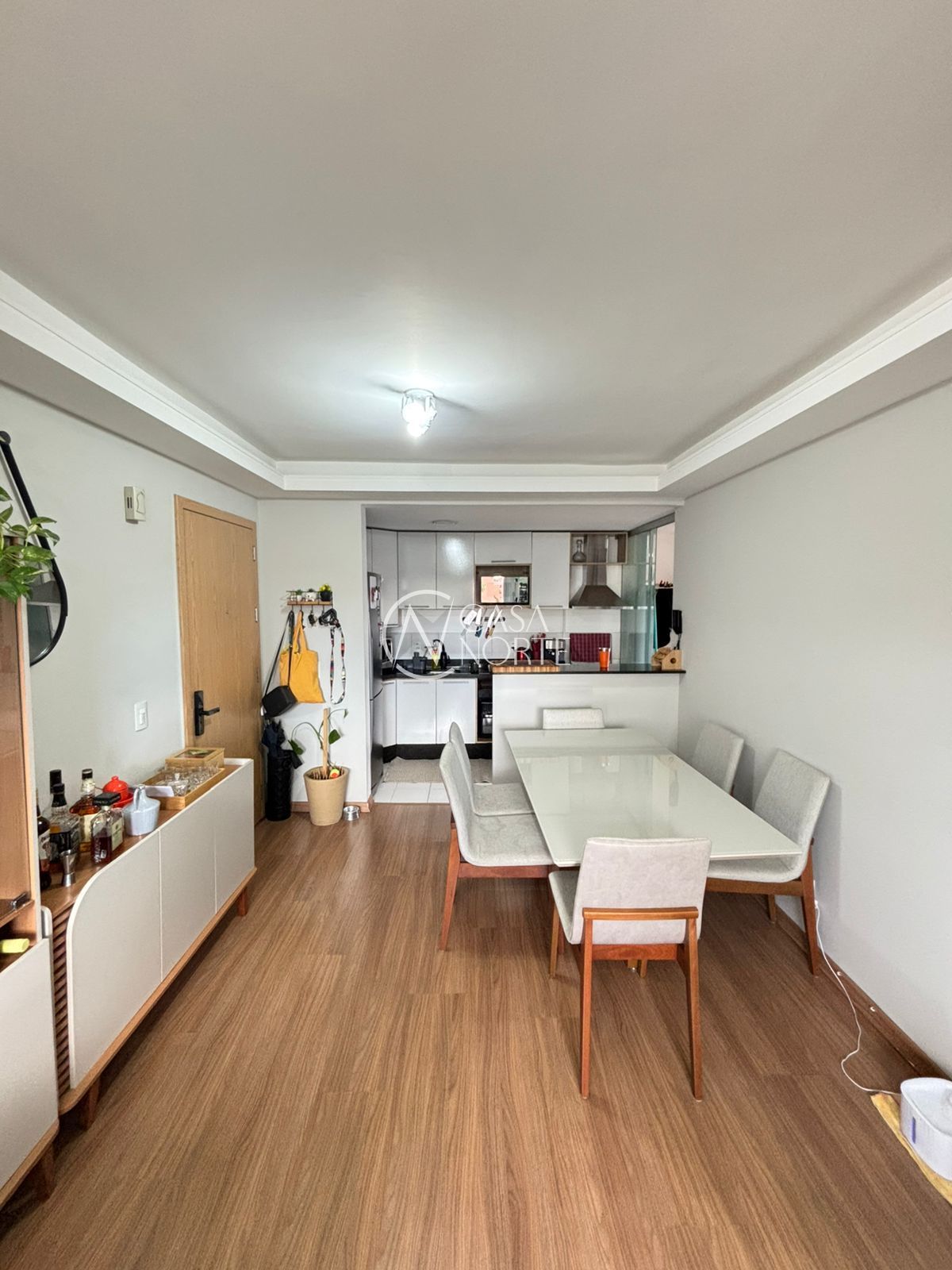 Apartamento à venda com 3 quartos, 69m², 1 suíte, 1 vaga, Rua Carlos Reverbel no bairro Jardim Carvalho em Porto Alegre