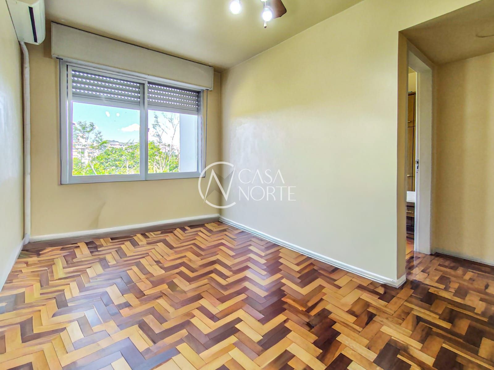 Apartamento à venda com 1 quarto, 40m², 1 vaga, Rua Tamandaré no bairro Cristal em Porto Alegre