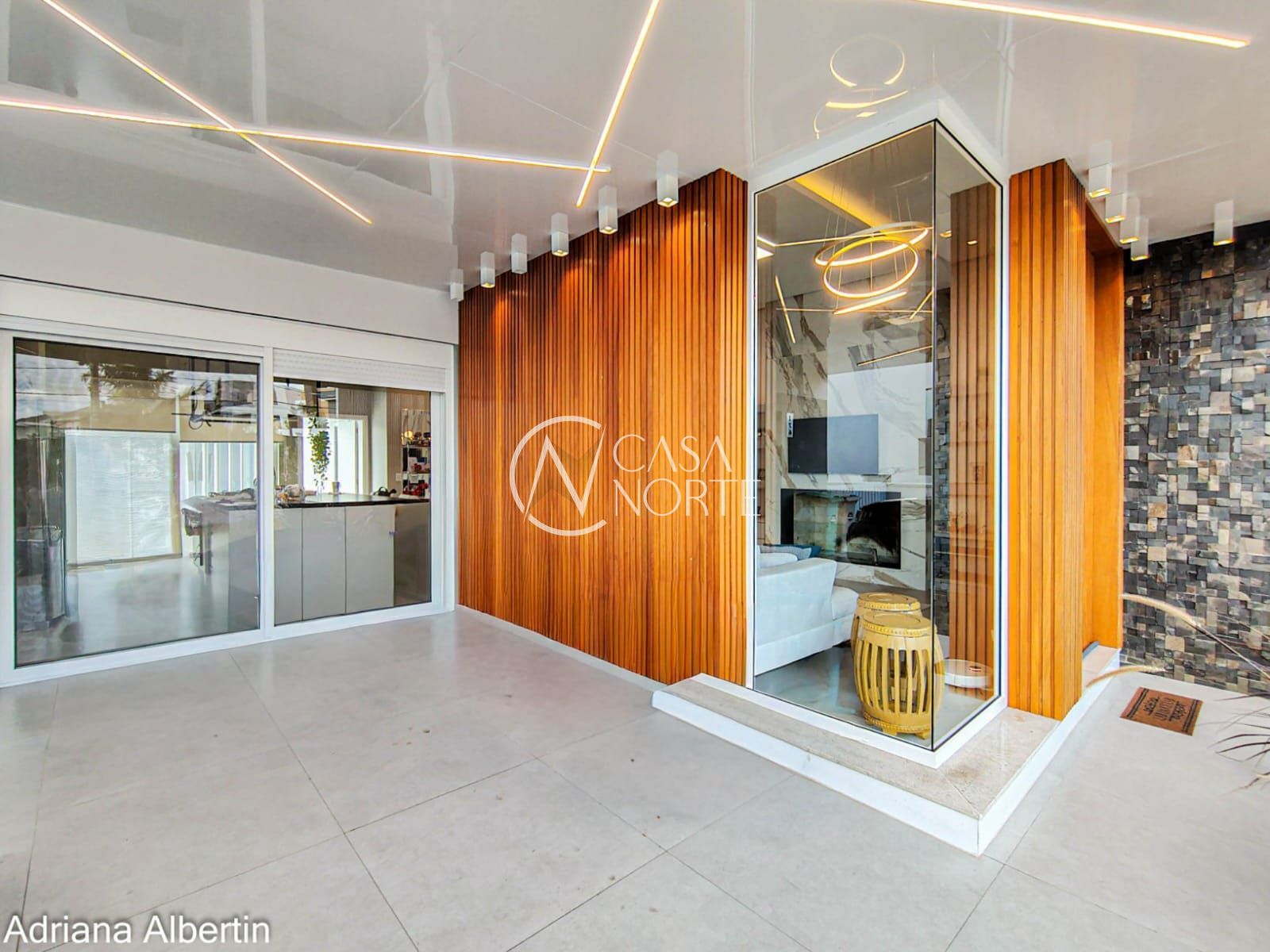 Casa de Condomínio à venda com 4 quartos, 206m², 3 suítes, 2 vagas, Estrada das Três Meninas no bairro Alphaville em Porto Alegre