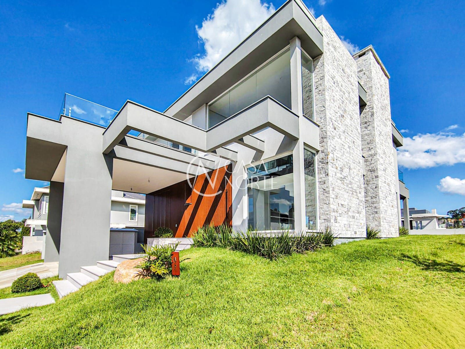 Casa de Condomínio à venda com 4 quartos, 331m², 4 suítes, 2 vagas, Estrada das Três Meninas no bairro Alphaville em Porto Alegre