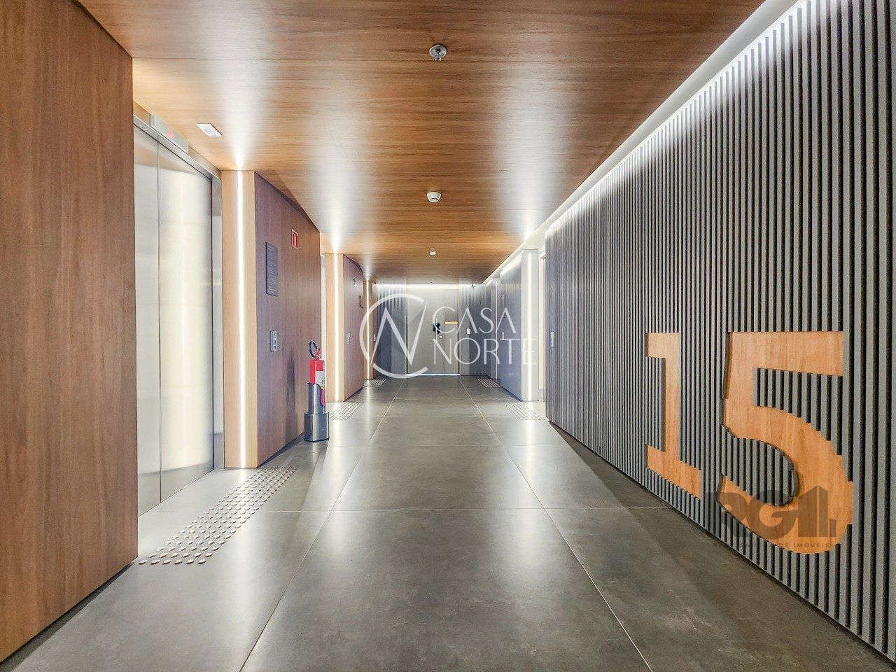 Sala Comercial à venda , 31m², Avenida Padre Cacique no bairro Praia de Belas em Porto Alegre