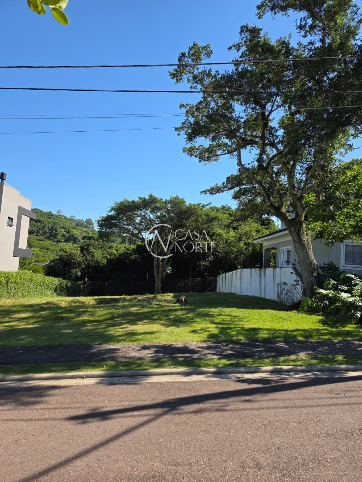 Terreno à venda  com 535m², Estrada das Três Meninas no bairro Alphaville em Porto Alegre