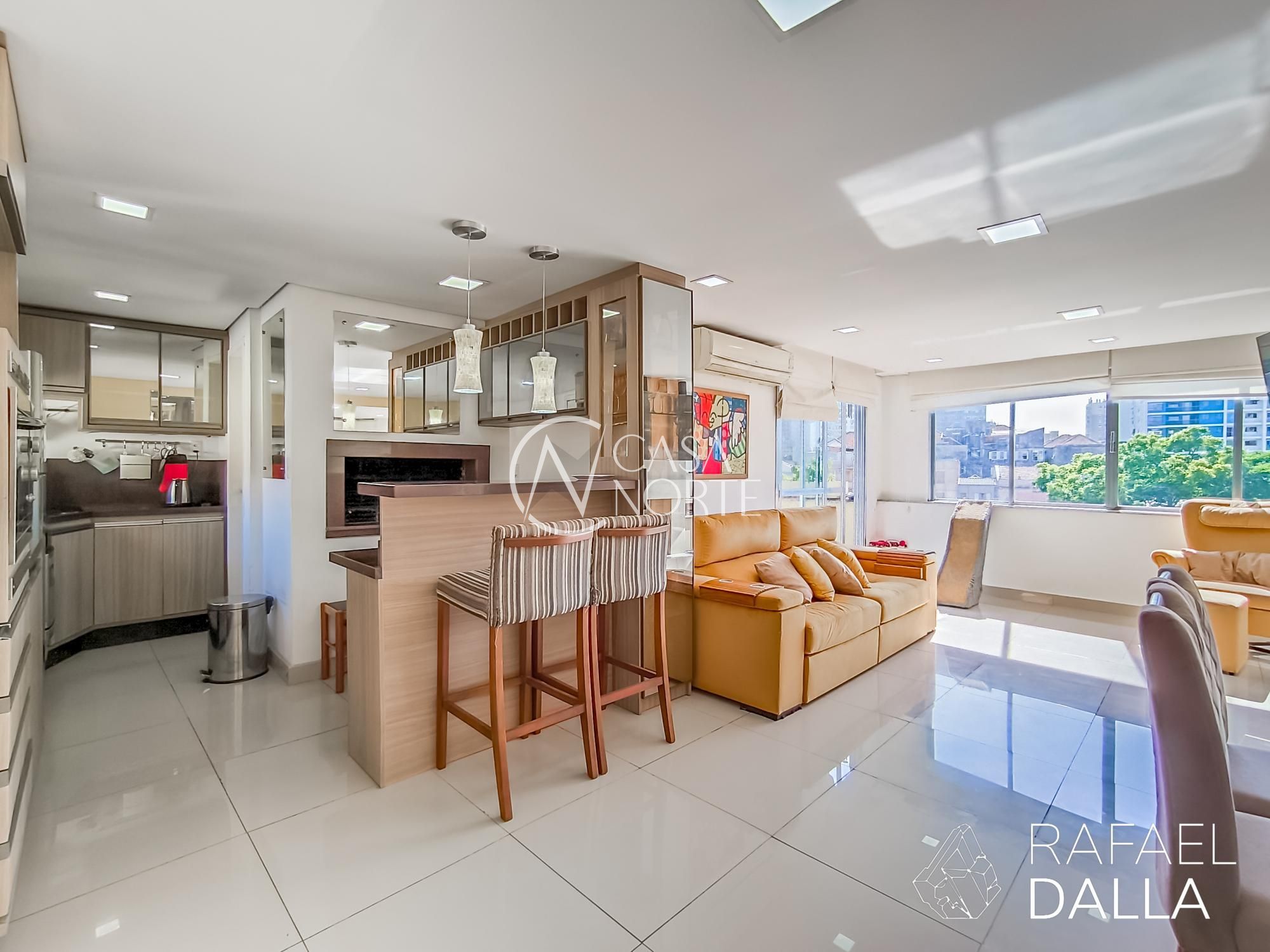 Cobertura à venda com 3 quartos, 117m², Rua Baronesa do Gravataí no bairro Cidade Baixa em Porto Alegre