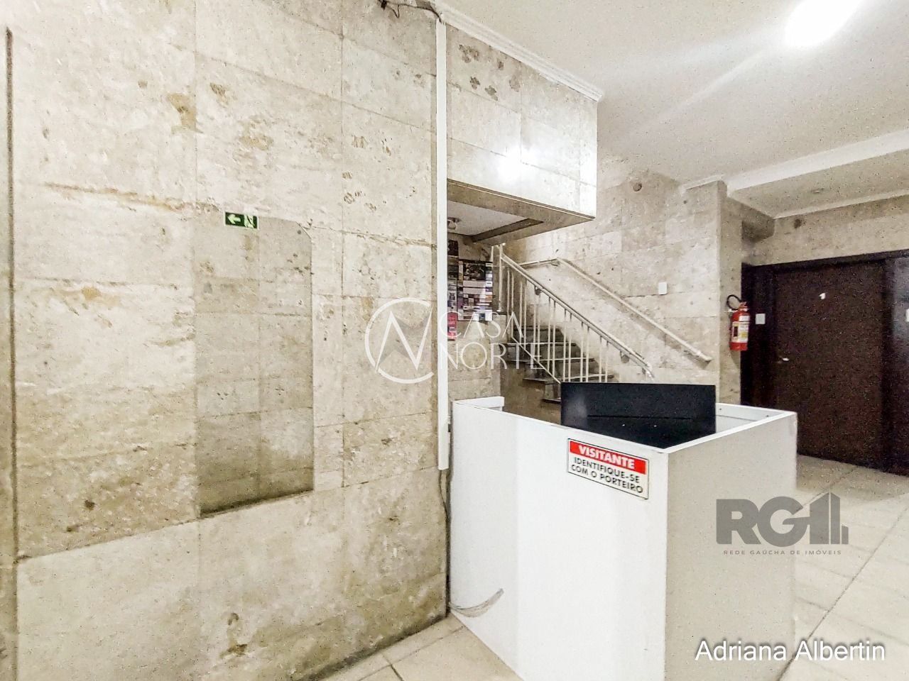 Apartamento à venda com 2 quartos, 84m², 1 suíte, Avenida Alberto Bins no bairro Centro Histórico em Porto Alegre