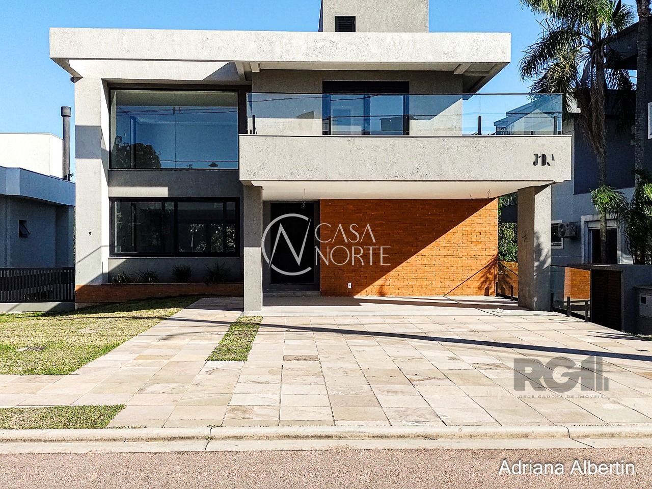 Casa de Condomínio à venda com 3 quartos, 349m², 3 suítes, 2 vagas, Estrada das Três Meninas no bairro Alphaville em Porto Alegre