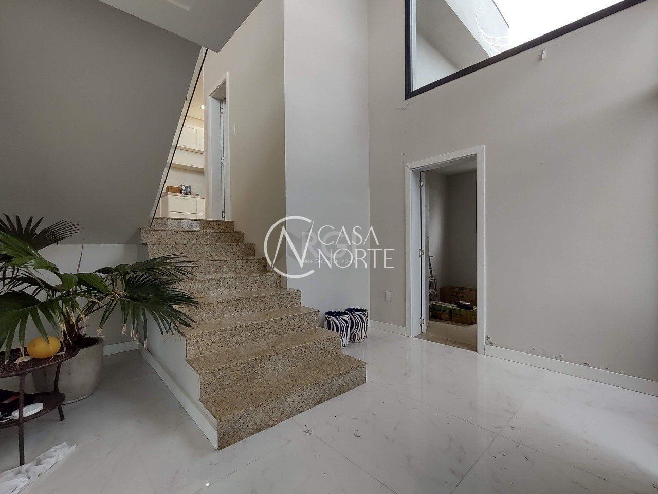 Casa de Condomínio à venda com 3 quartos, 253m², 3 suítes, 2 vagas, Estrada das Três Meninas no bairro Alphaville em Porto Alegre