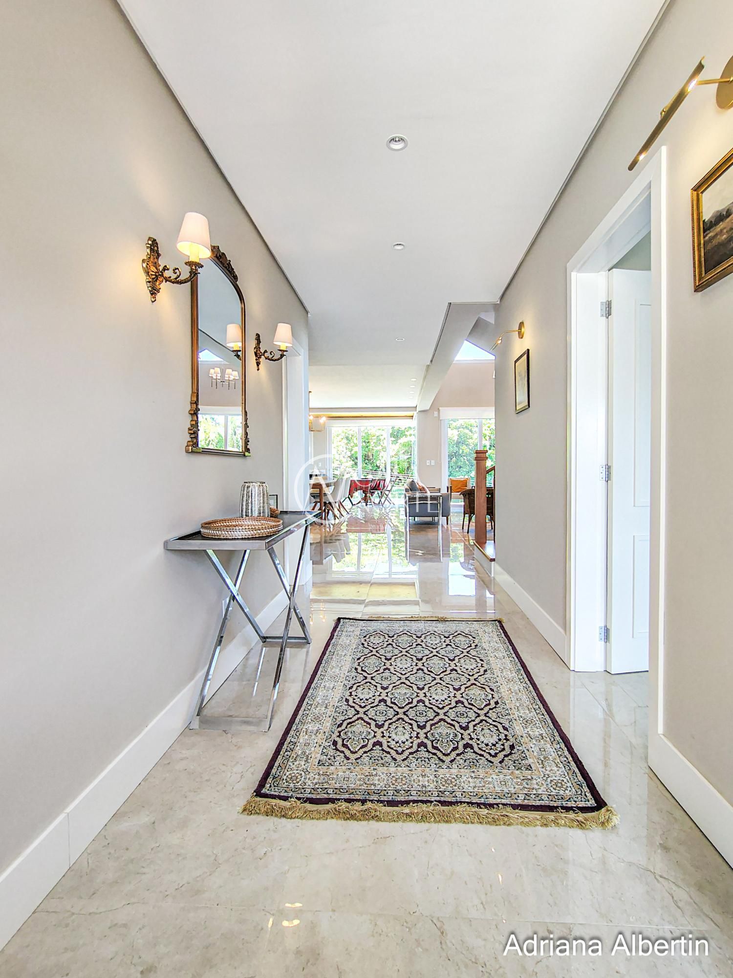 Casa de Condomínio à venda com 4 quartos, 305m², 4 suítes, 2 vagas, Estrada das Três Meninas no bairro Alphaville em Porto Alegre