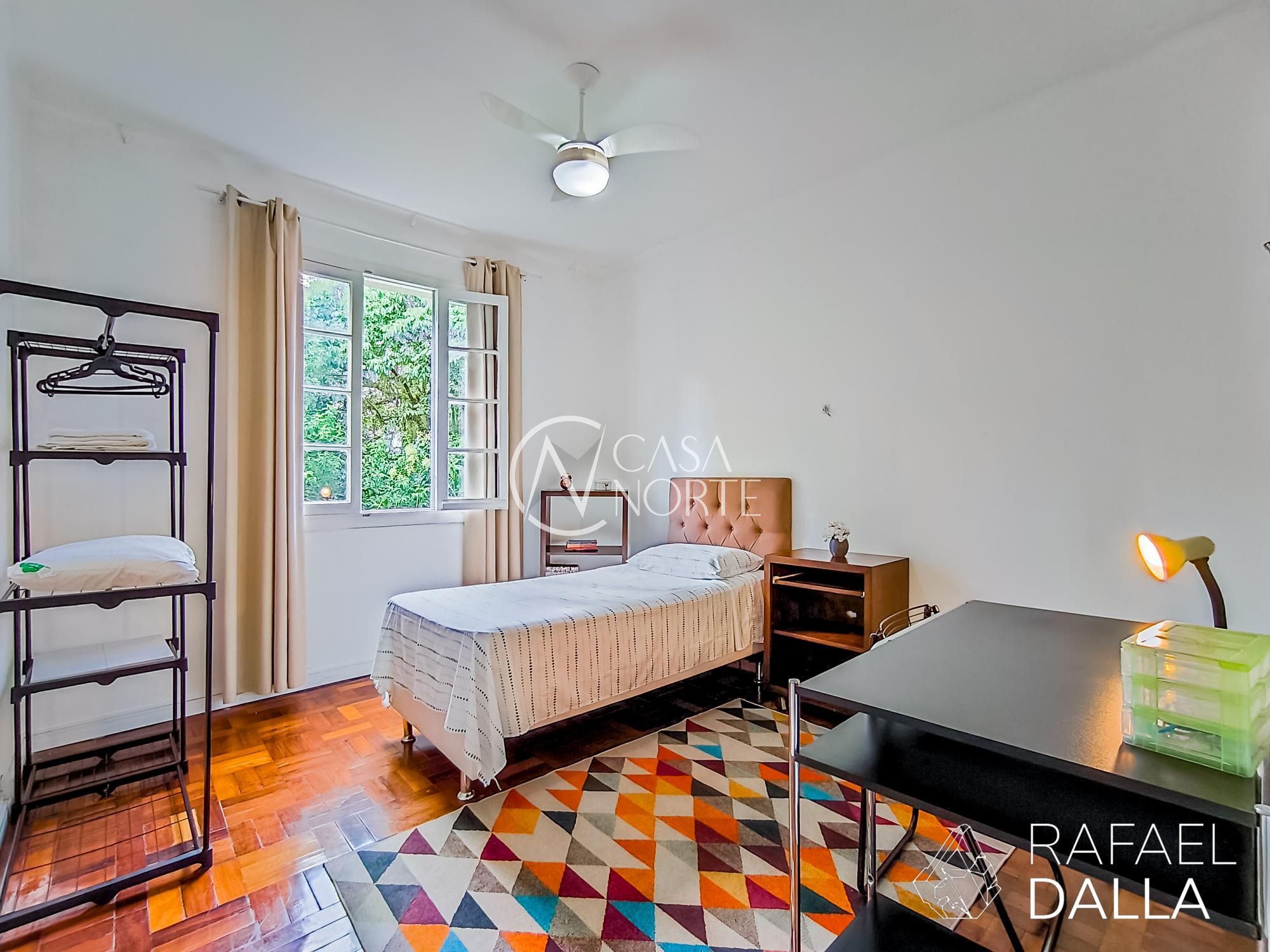 Apartamento à venda com 3 quartos, 90m², Rua Cândido Silveira no bairro Auxiliadora em Porto Alegre