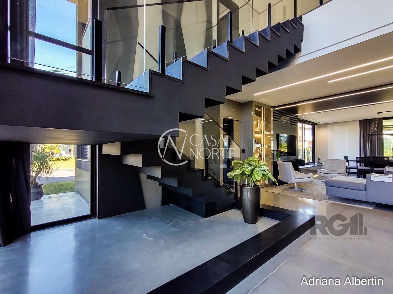 Casa de Condomínio à venda com 6 quartos, 440m², 4 suítes, 4 vagas, Estrada das Três Meninas no bairro Alphaville em Porto Alegre