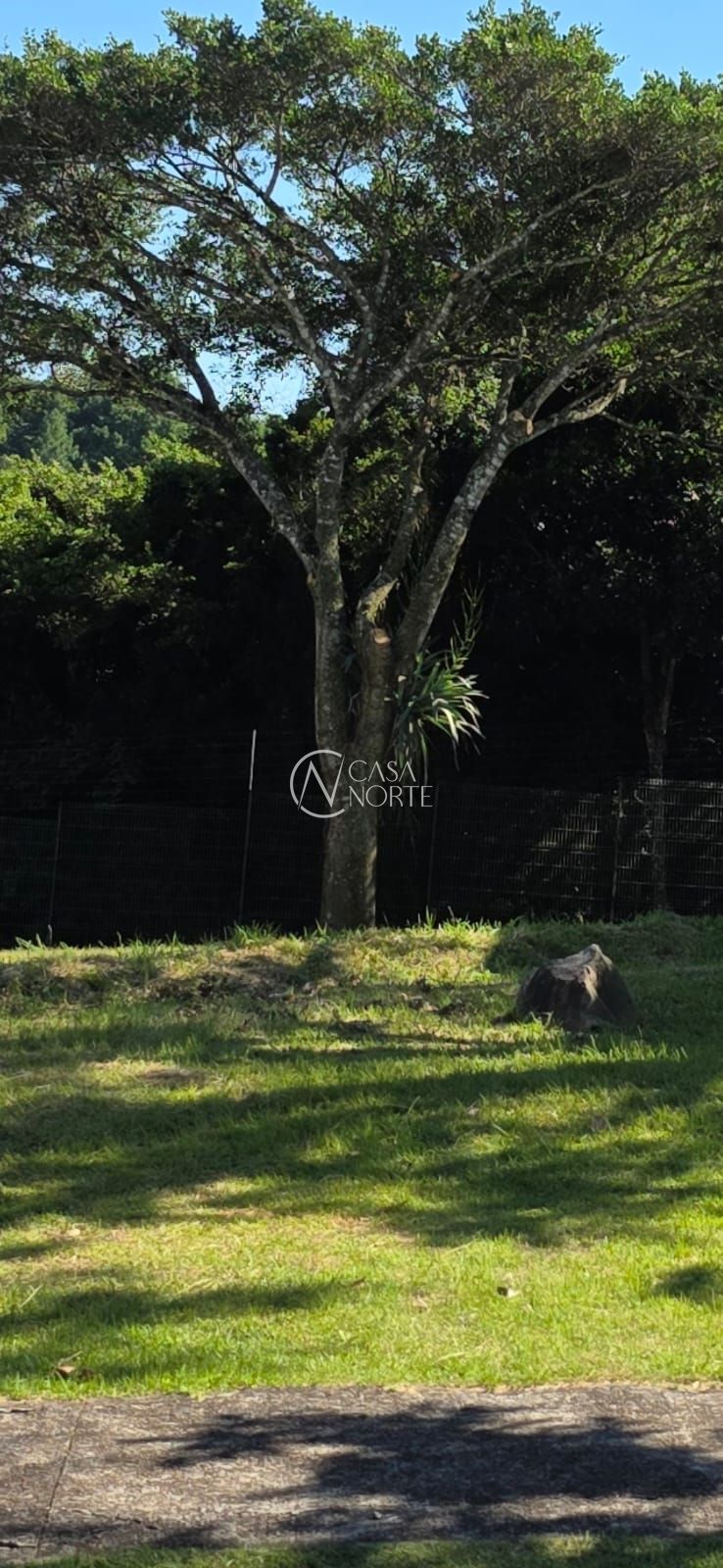 Terreno à venda  com 535m², Estrada das Três Meninas no bairro Alphaville em Porto Alegre