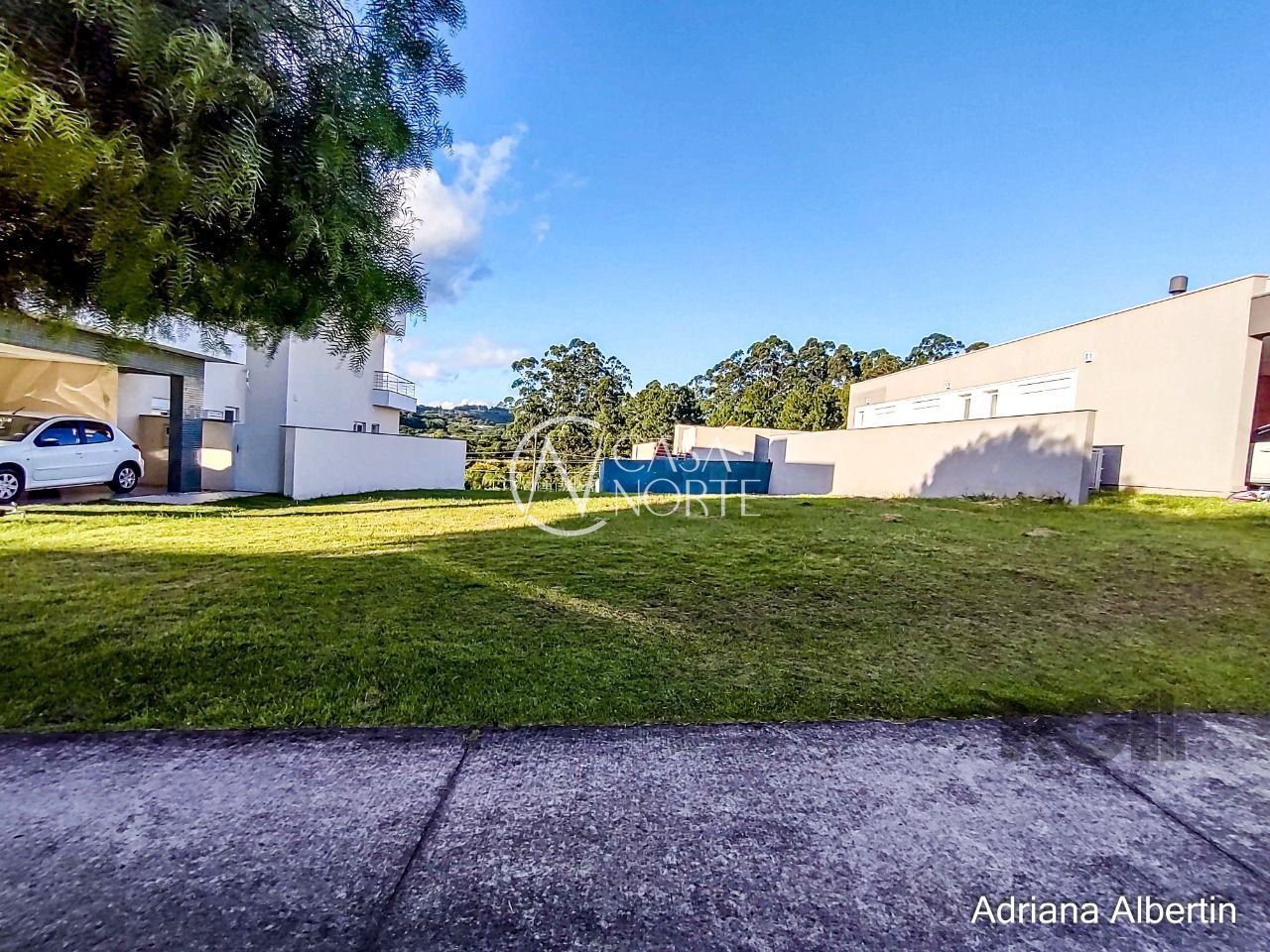 Terreno à venda  com 484m², Estrada das Três Meninas no bairro Alphaville em Porto Alegre