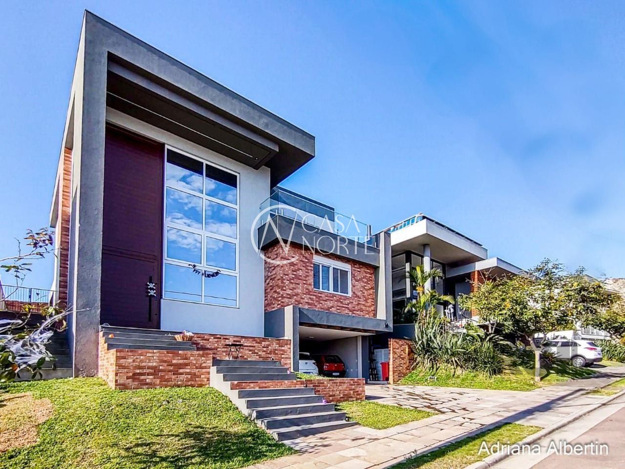 Casa de Condomínio à venda com 3 quartos, 350m², 3 suítes, 4 vagas, Estrada das Três Meninas no bairro Alphaville em Porto Alegre