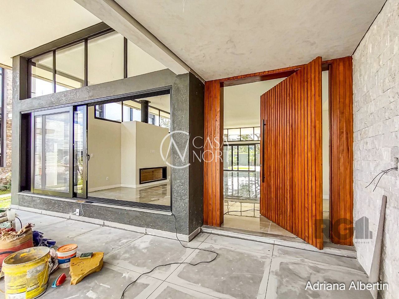 Casa de Condomínio à venda com 3 quartos, 250m², 3 suítes, 2 vagas, Estrada das Três Meninas no bairro Alphaville em Porto Alegre