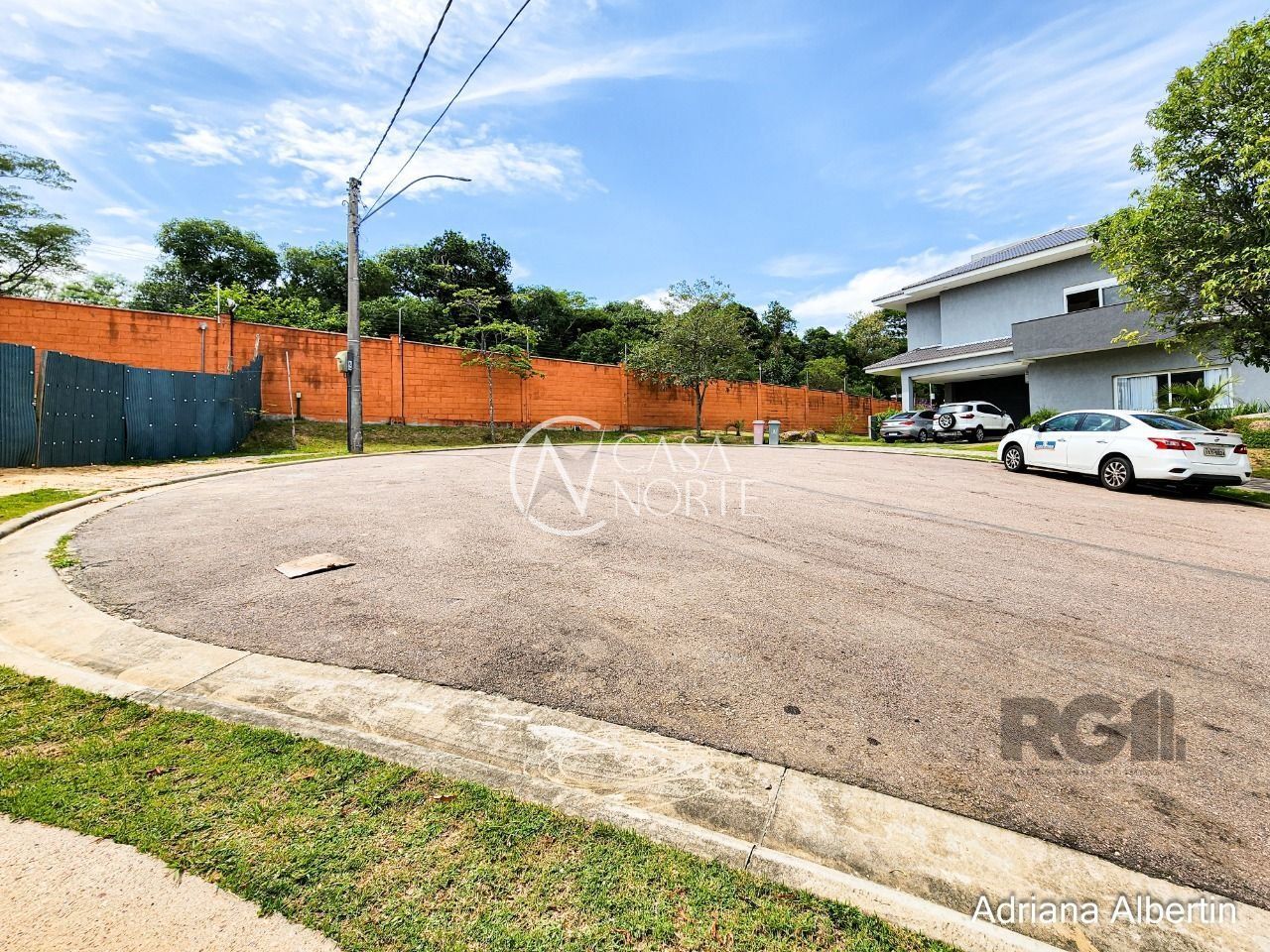 Casa de Condomínio à venda com 3 quartos, 248m², 2 suítes, 2 vagas, Estrada das Três Meninas no bairro Alphaville em Porto Alegre