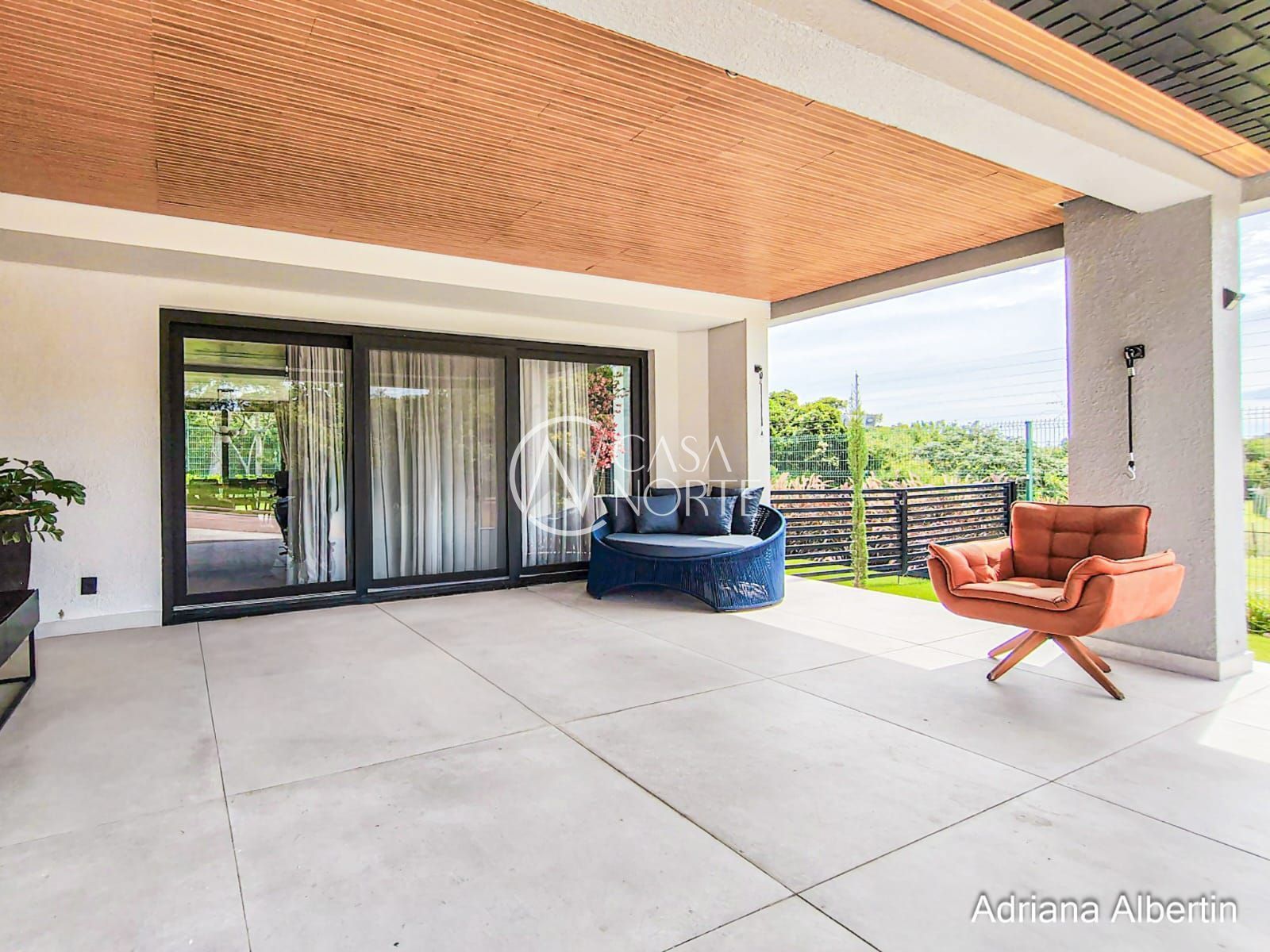 Casa de Condomínio à venda com 4 quartos, 359m², 3 suítes, 2 vagas, Estrada das Três Meninas no bairro Alphaville em Porto Alegre