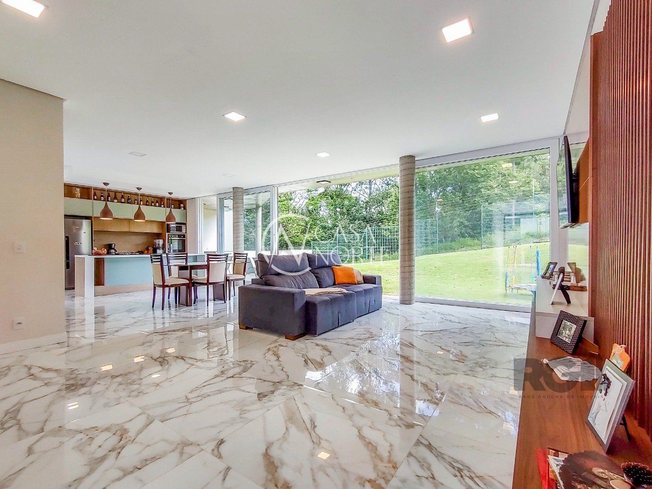 Casa de Condomínio à venda com 3 quartos, 284m², 3 suítes, 2 vagas, Estrada das Três Meninas no bairro Alphaville em Porto Alegre