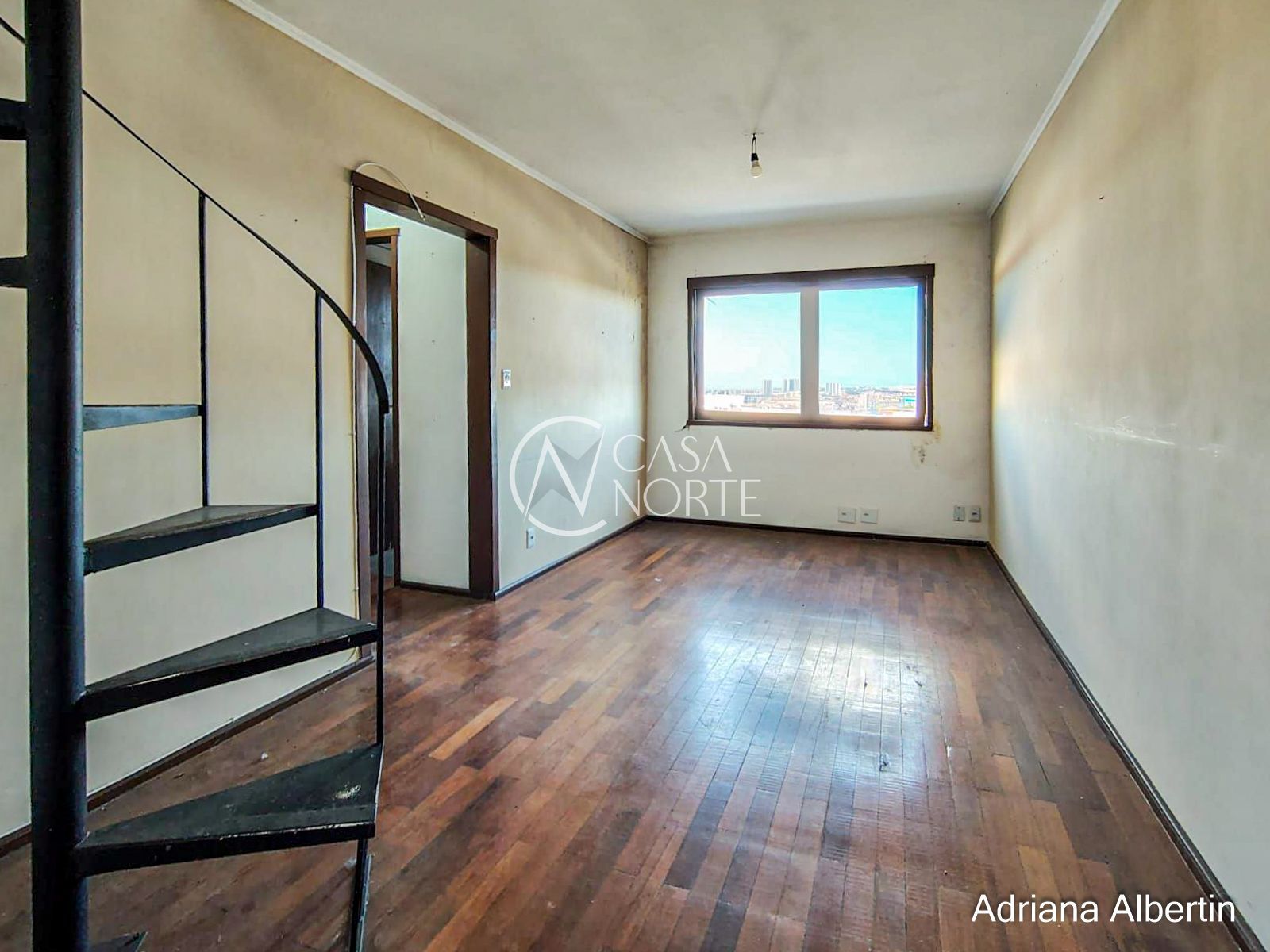 Apartamento à venda com 2 quartos, 119m², 1 vaga, Avenida Baltazar de Oliveira Garcia no bairro Rubem Berta em Porto Alegre
