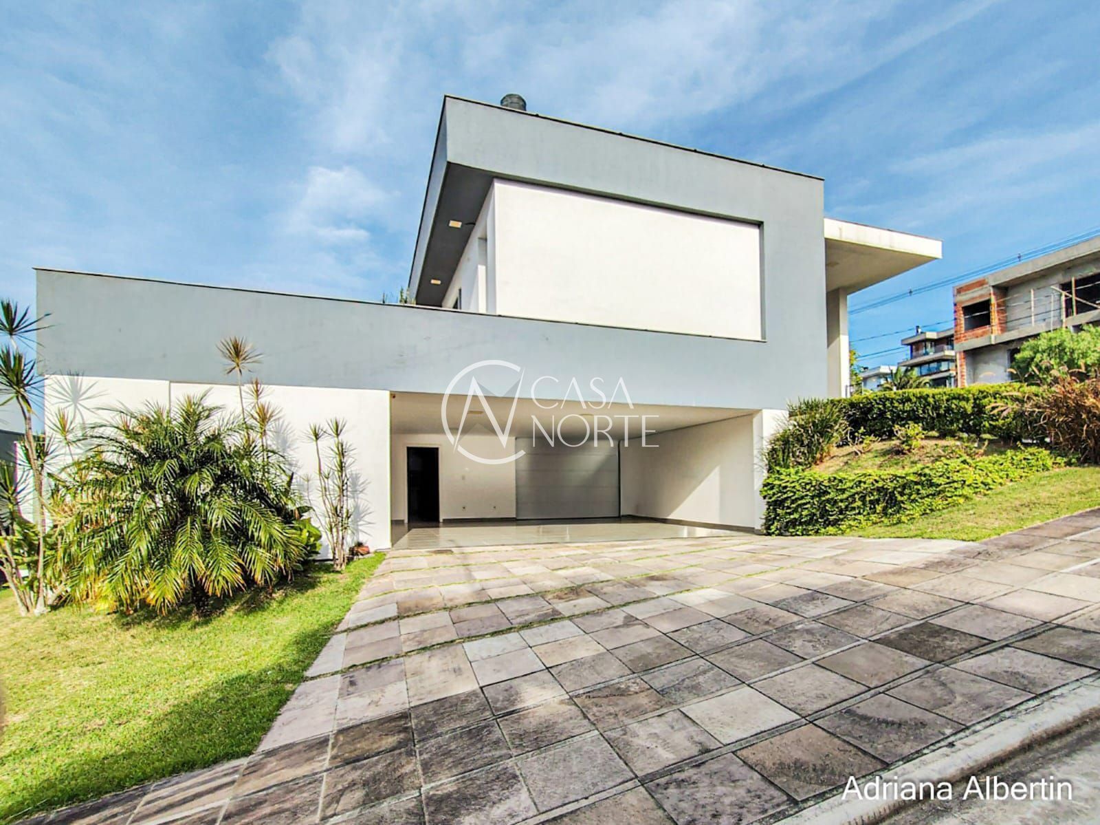 Casa de Condomínio à venda com 3 quartos, 660m², 3 suítes, 2 vagas, Estrada das Três Meninas no bairro Alphaville em Porto Alegre