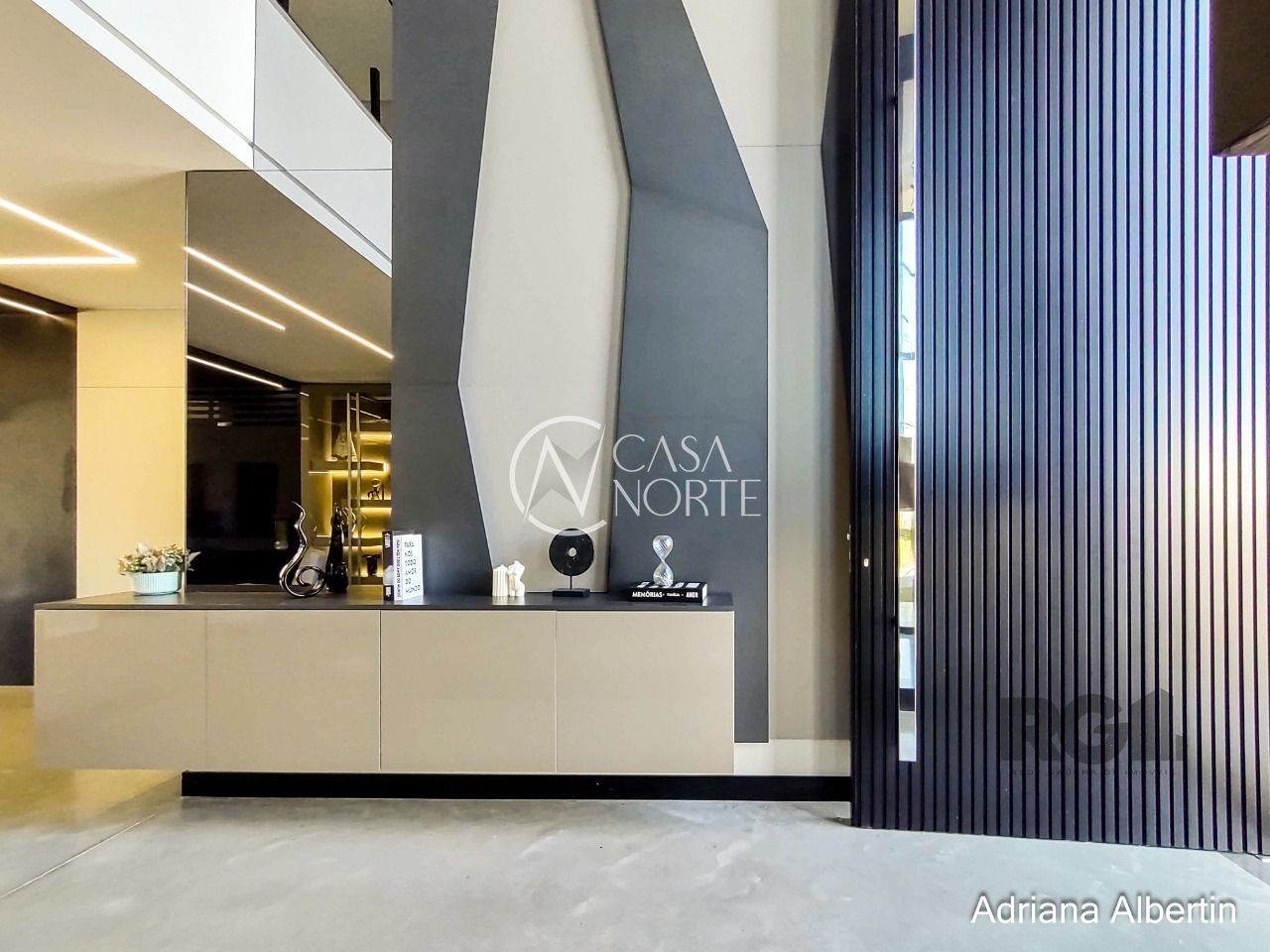 Casa de Condomínio à venda com 6 quartos, 440m², 4 suítes, 4 vagas, Estrada das Três Meninas no bairro Alphaville em Porto Alegre