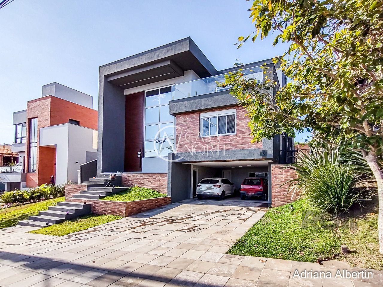 Casa de Condomínio à venda com 3 quartos, 350m², 3 suítes, 4 vagas, Estrada das Três Meninas no bairro Alphaville em Porto Alegre