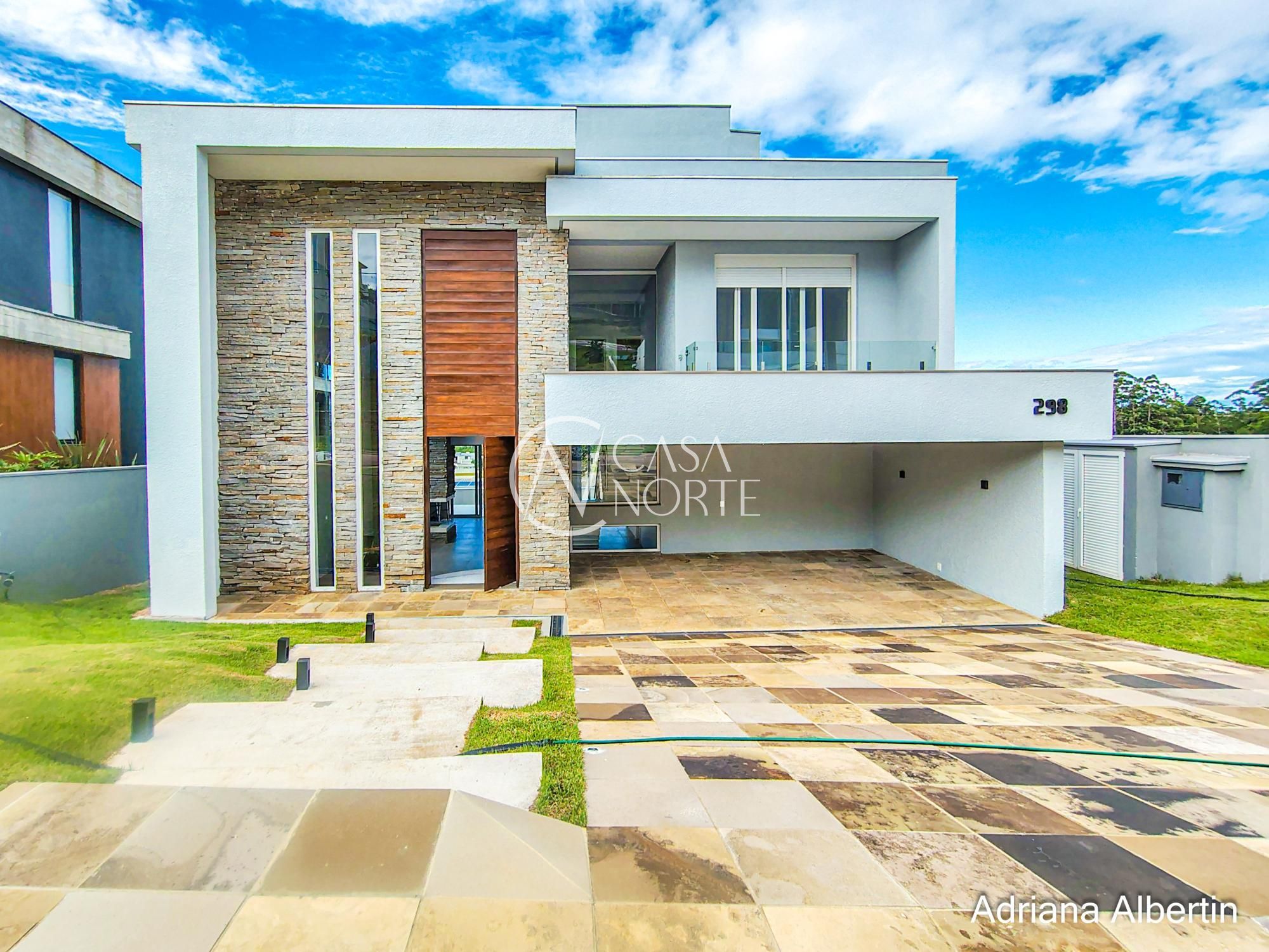 Casa de Condomínio à venda com 3 quartos, 286m², 3 suítes, 2 vagas, Estrada das Três Meninas no bairro Alphaville em Porto Alegre