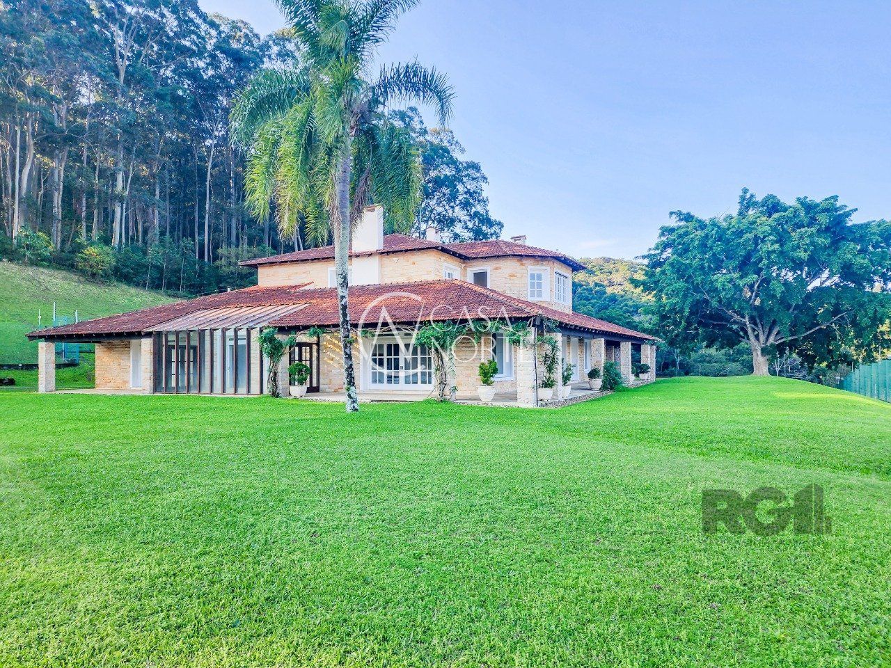 Casa de Condomínio à venda com 5 quartos, 1318m², 5 suítes, 5 vagas, Estrada das Três Meninas no bairro Alphaville em Porto Alegre