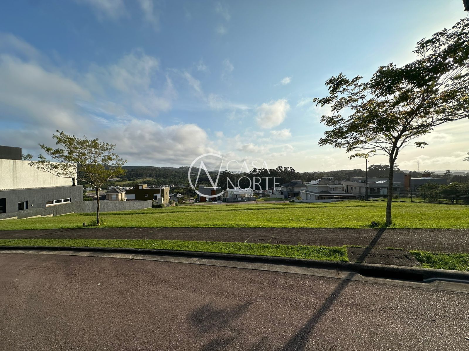 Terreno à venda  com 887m², Estrada das Três Meninas no bairro Alphaville em Porto Alegre