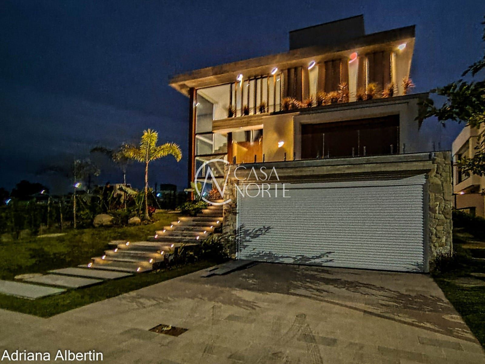 Casa de Condomínio à venda com 3 quartos, 400m², 3 suítes, 2 vagas, Estrada das Três Meninas no bairro Alphaville em Porto Alegre