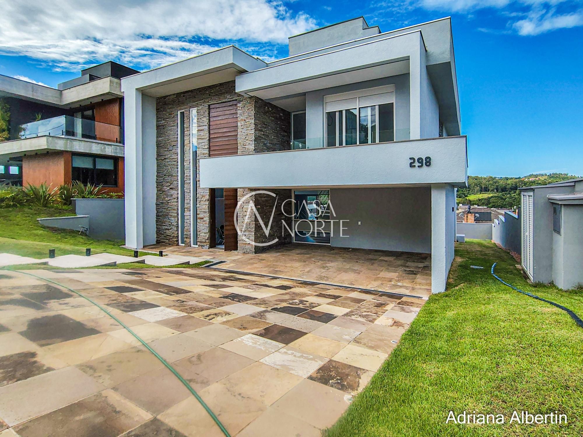 Casa de Condomínio à venda com 3 quartos, 286m², 3 suítes, 2 vagas, Estrada das Três Meninas no bairro Alphaville em Porto Alegre