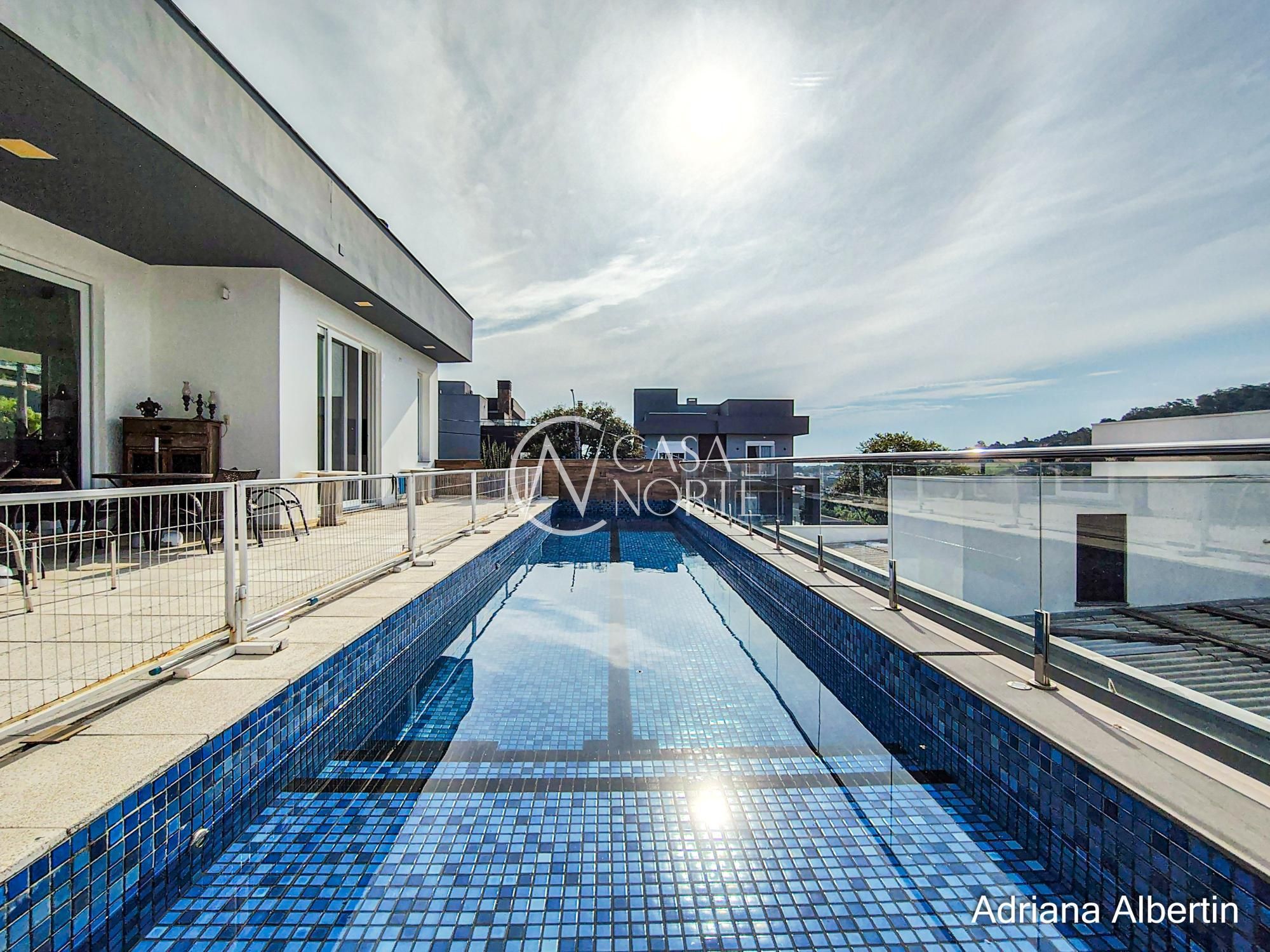 Casa de Condomínio à venda com 3 quartos, 660m², 3 suítes, 2 vagas, Estrada das Três Meninas no bairro Alphaville em Porto Alegre