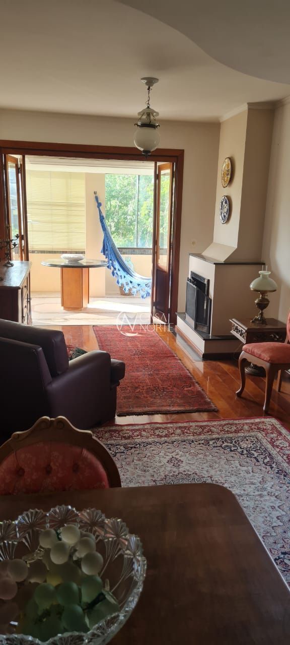 Apartamento à venda com 3 quartos, 116m², 1 suíte, 2 vagas, Rua Doutor Mário Totta no bairro Tristeza em Porto Alegre