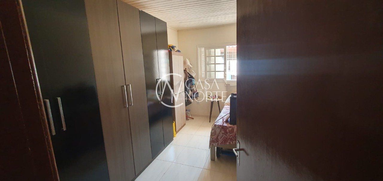 Casa à venda com 2 quartos, 78m², 1 vaga, Rua Antônio Ribeiro Messias no bairro Hípica em Porto Alegre