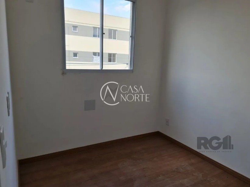 Apartamento à venda com 2 quartos, 42m², 1 vaga, Rua Reverendo Olavo Nunes no bairro Parque Santa Fé em Porto Alegre