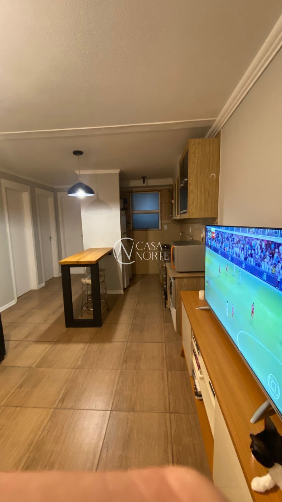 Apartamento à venda com 2 quartos, 43m², 1 vaga, Rua Império no bairro Vila Nova em Porto Alegre