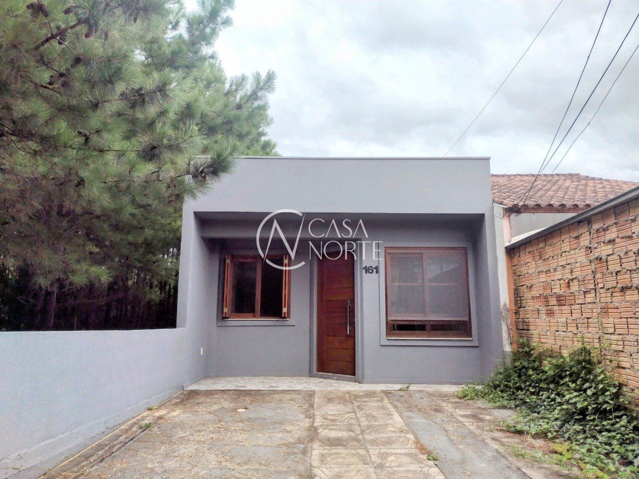 Casa à venda com 2 quartos, 67m², Rua Padre Valerio Alberton no bairro Hípica em Porto Alegre