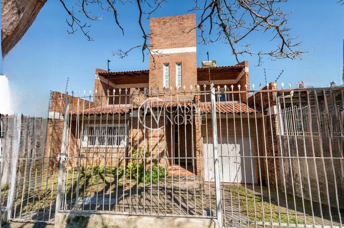 Casa Comercial à venda com 3 quartos, 230m², 2 vagas, Rua Antônio Ângelo Carraro no bairro Jardim Sabará em Porto Alegre