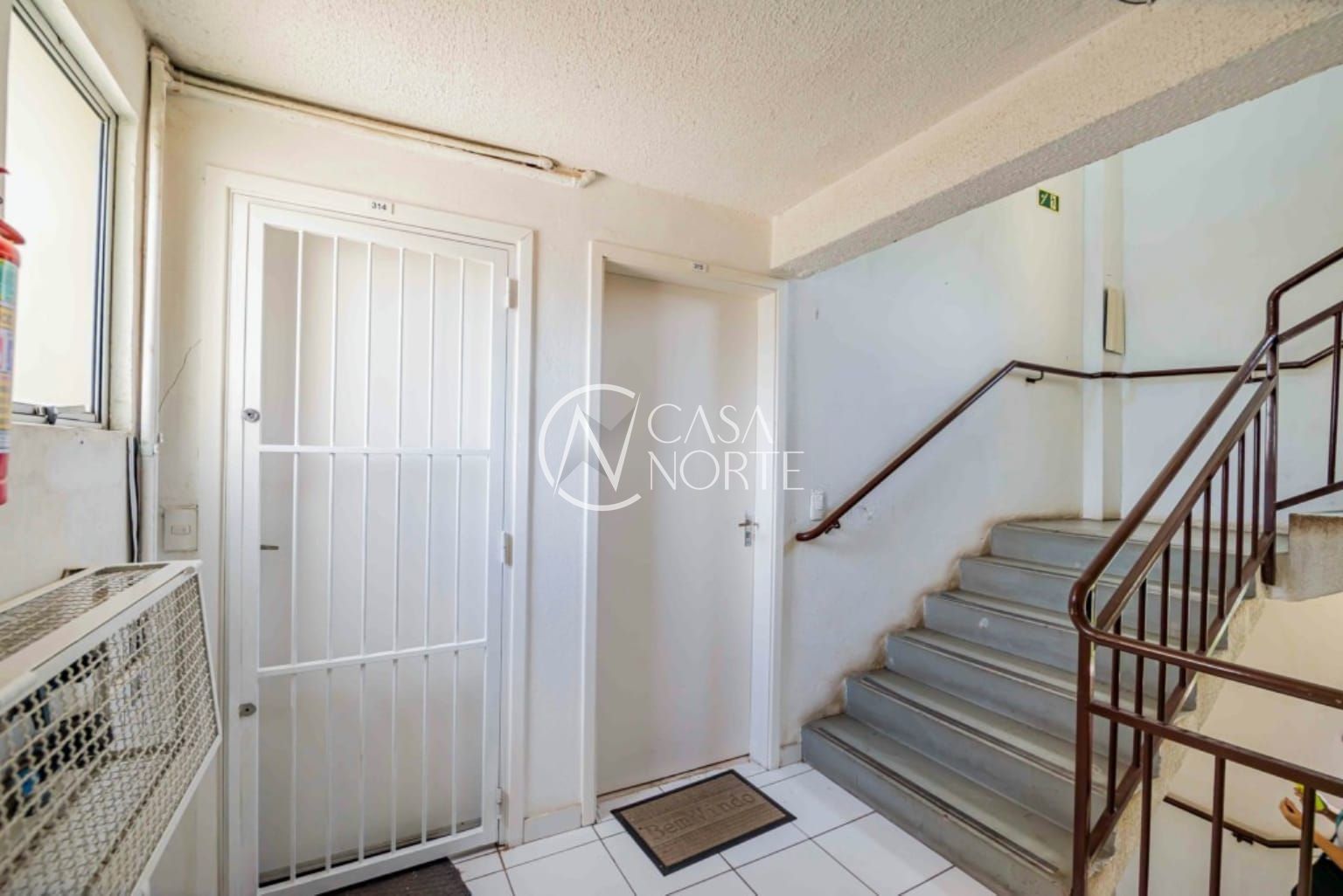 Apartamento à venda com 2 quartos, 38m², 1 vaga, Rua Intendente Alfredo Azevedo no bairro Glória em Porto Alegre