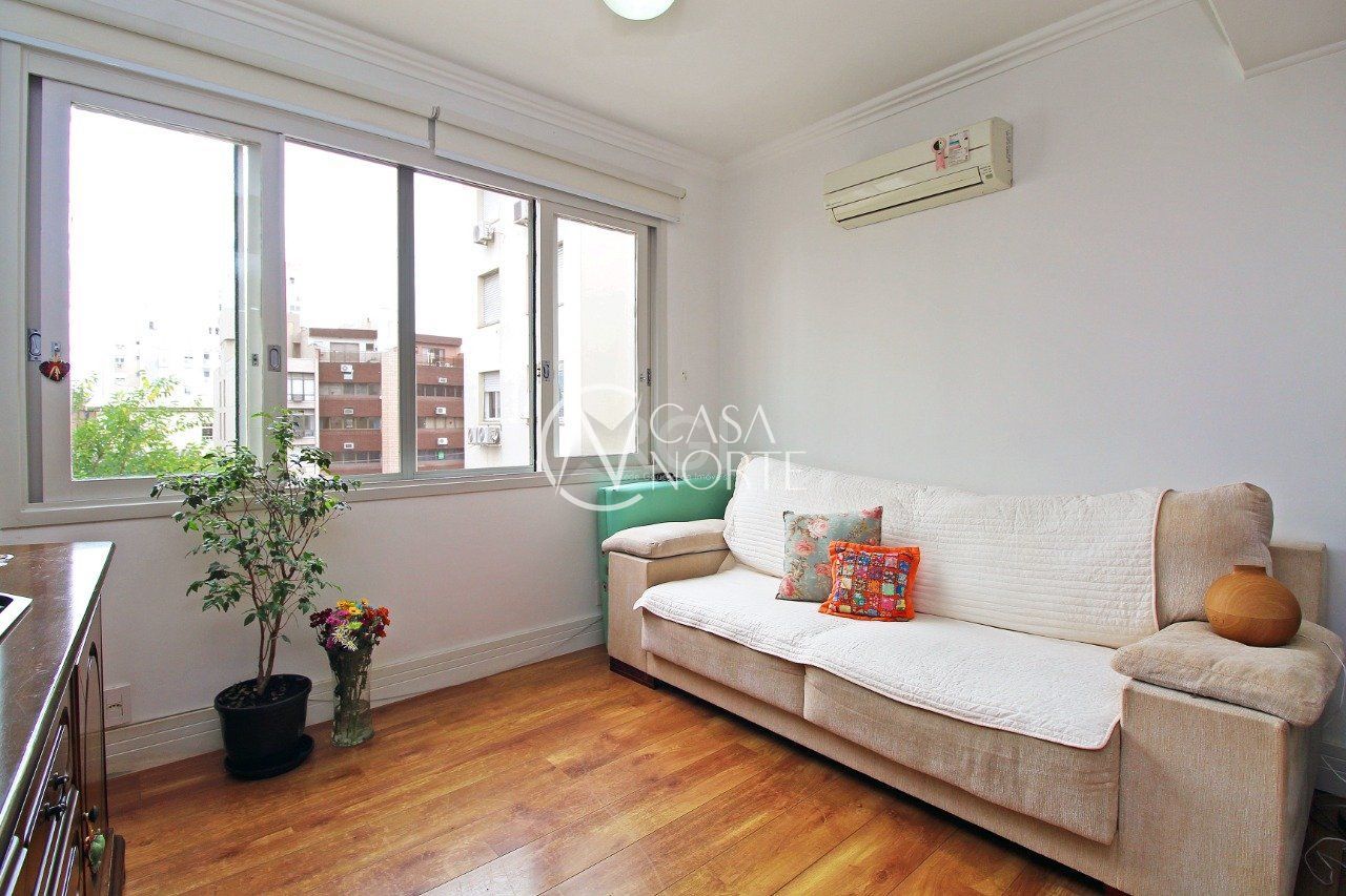 Apartamento à venda com 2 quartos, 77m², Rua Doutor Barros Cassal no bairro Floresta em Porto Alegre