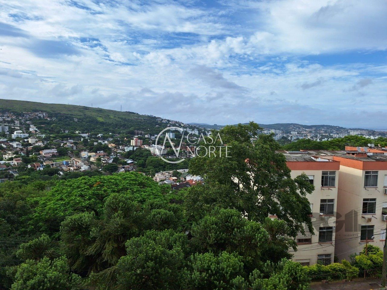 Apartamento à venda com 1 quarto, 44m², 1 vaga, Rua Orfanotrófio no bairro Santa Tereza em Porto Alegre