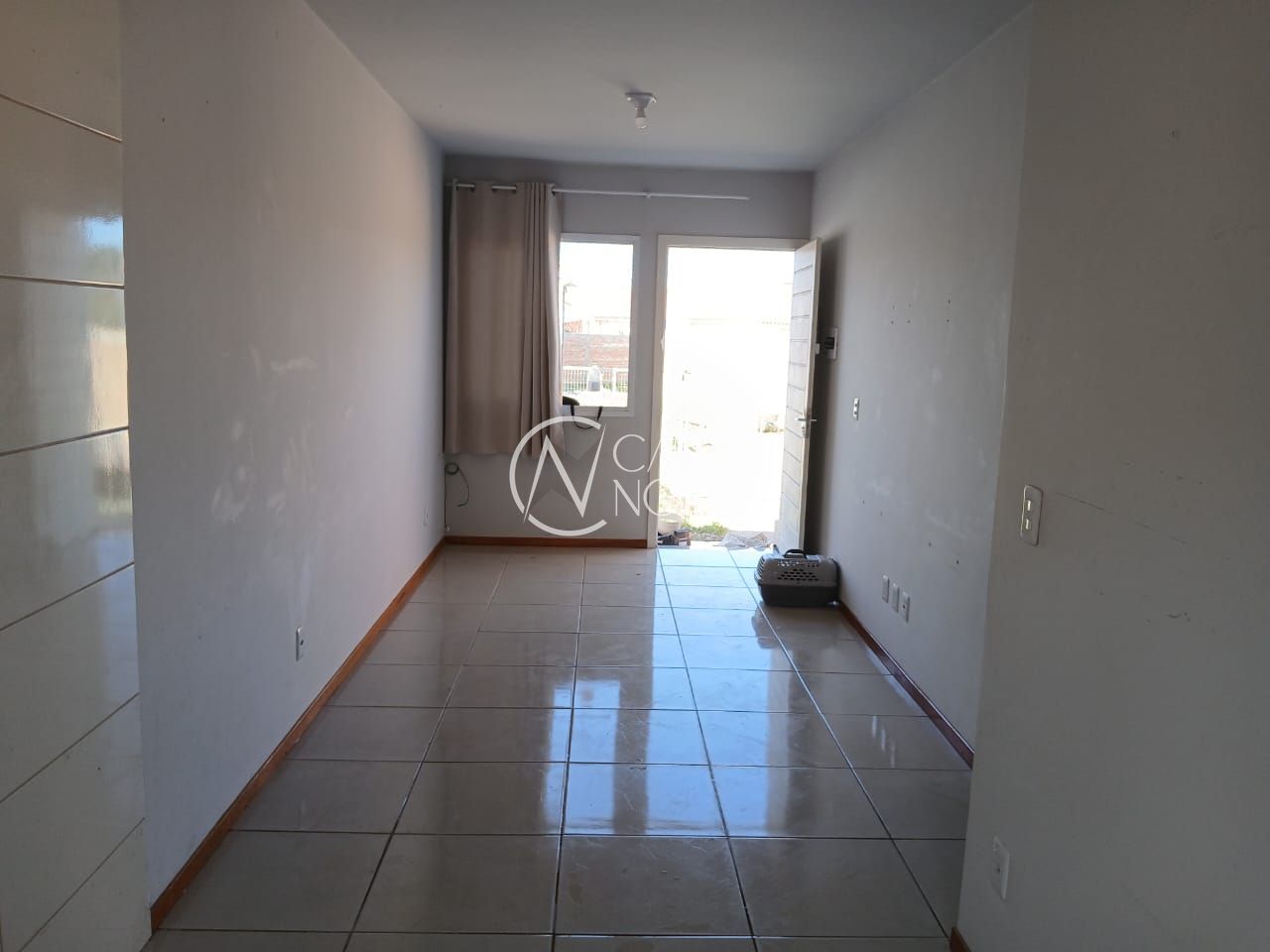 Casa à venda com 2 quartos, 48m², 2 vagas, Nair Garcia Martins no bairro Restinga em Porto Alegre